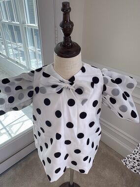 Polka Dot Puff Sleeve Bow-Accent Women's Top in White and Black